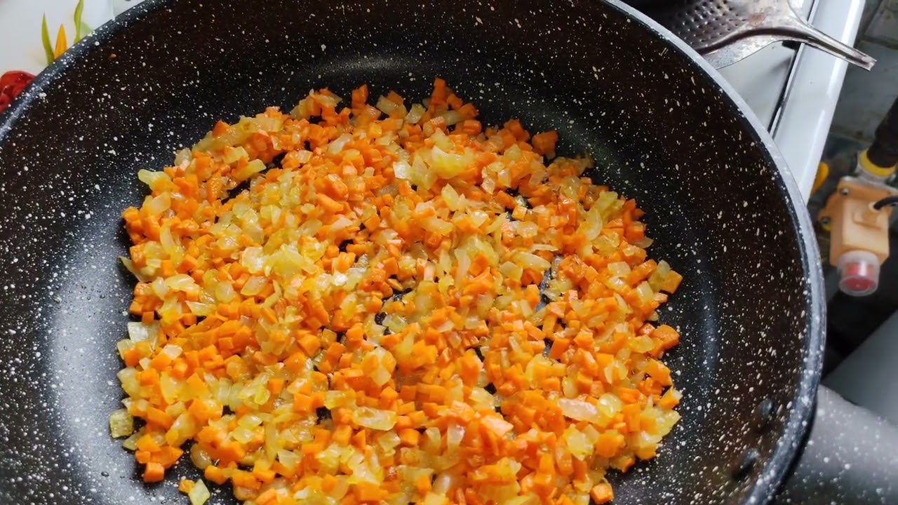 ВКУСНЕЙШИЙ СУП С СЫРНЫМИ ШАРИКАМИ. ПРОБОВАТЬ ВСЕМ! #супссырнымишариками #вкусно #рецепт #первоеблюдо