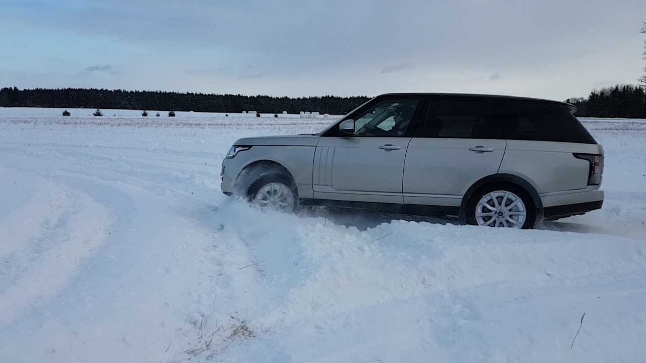 Land Rover Range Rover (2014) Test Drive In Snow