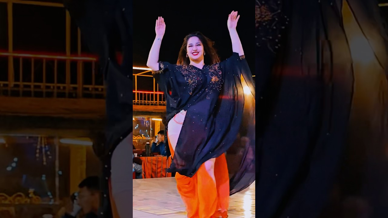 Dubai Desert Safari Belly Dance  #desertadventures #bellydancer #bellydance #dance #desert #shorts