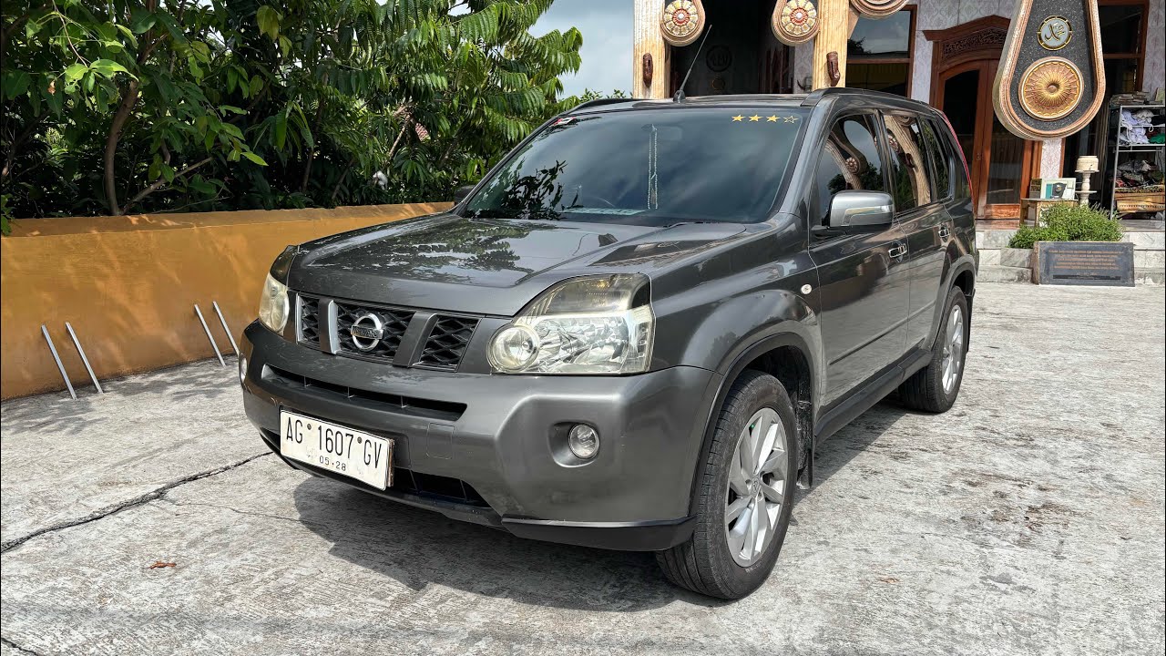Dijual mobil bekas Nissan Xtrail 2.0 2009
