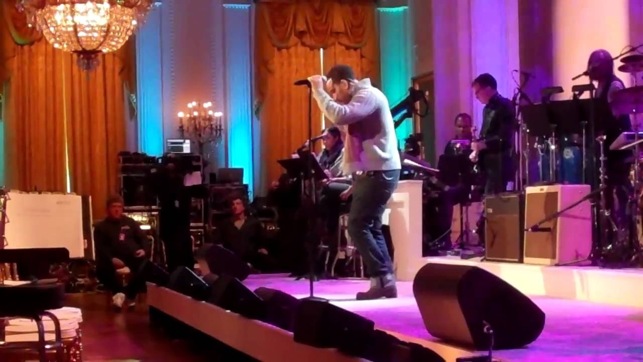 JL Rehearses 