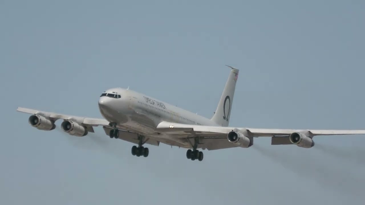 *Rare* Omega Air Boeing 707-3K1C(N707GF) arriving and departing Las Vegas!