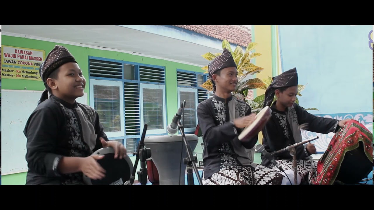 Seni Hadroh SMP Negeri 1 Playen - Gerakan Seniman Masuk Sekolah (GSMS)