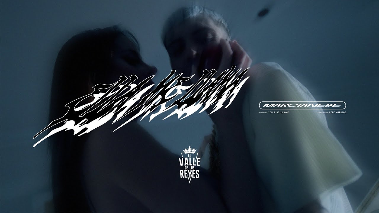 Marcianeke - Ella Me Llama (Video Oficial)