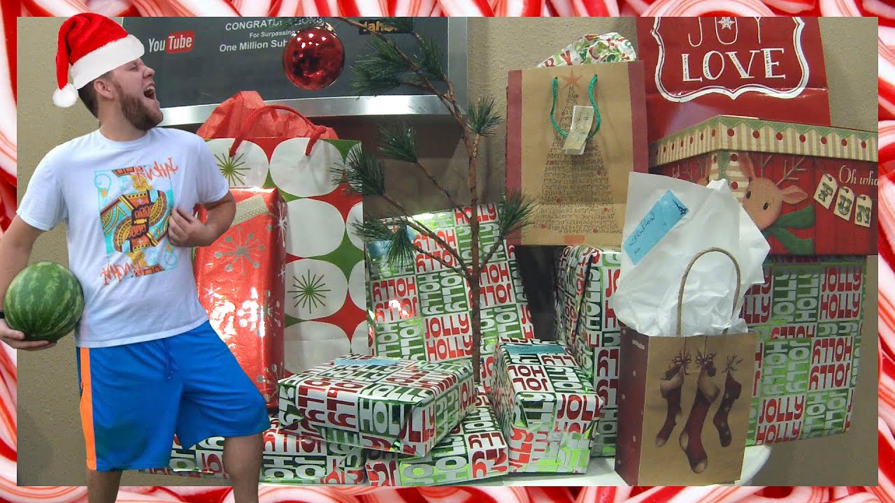 Jahova's Crew Christmas 2015! (Crazy Gifts From Crazy Friends)