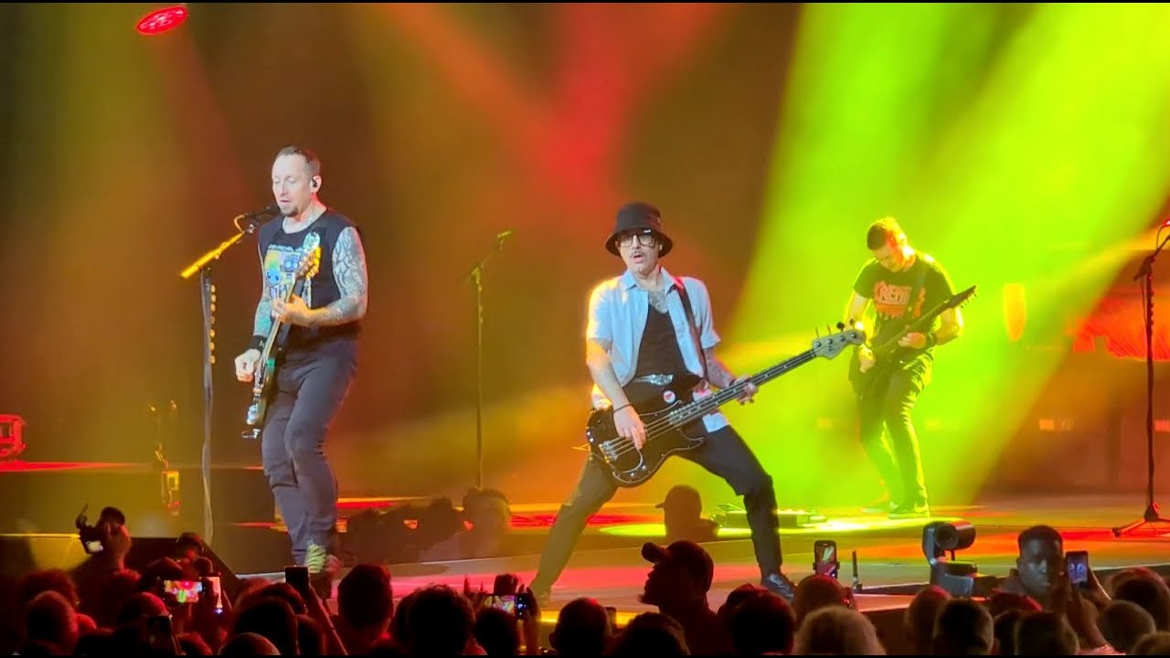 Volbeat "The Devil's Bleeding Crown" - Live Zenith Paris 2025