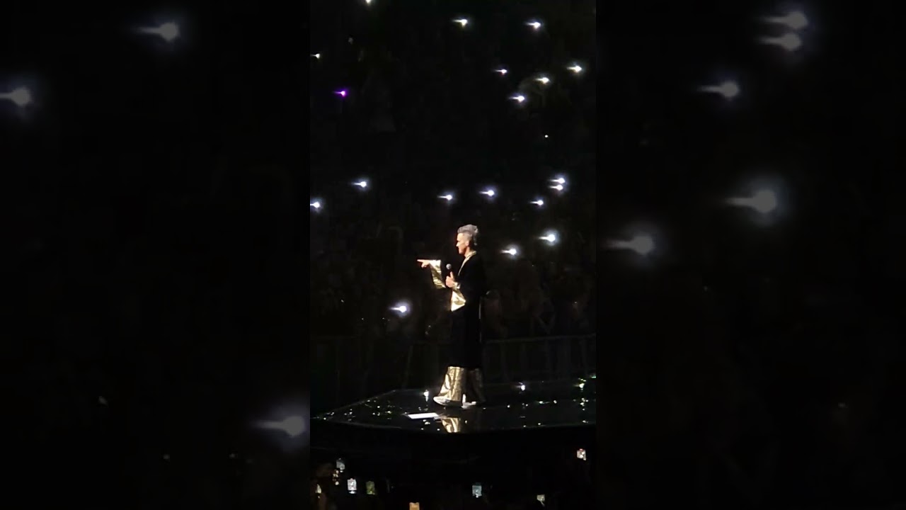 @robbiewilliamsvideos Robbie Williams Angels Lanxess Arena Köln 08.02.2023