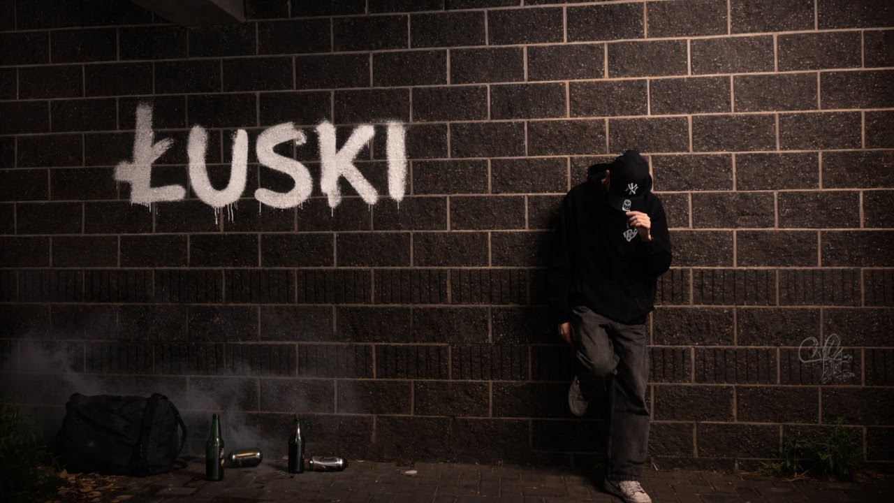 KvR - Łuski (prod. pieruun)