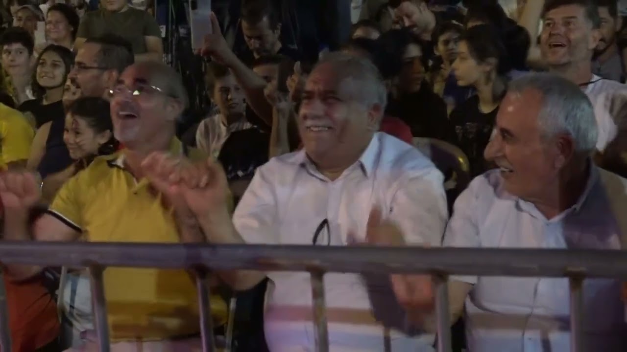 Eser Eyüboğlu,  Esenli Üzüm Şenliği’ni Coşturdu.