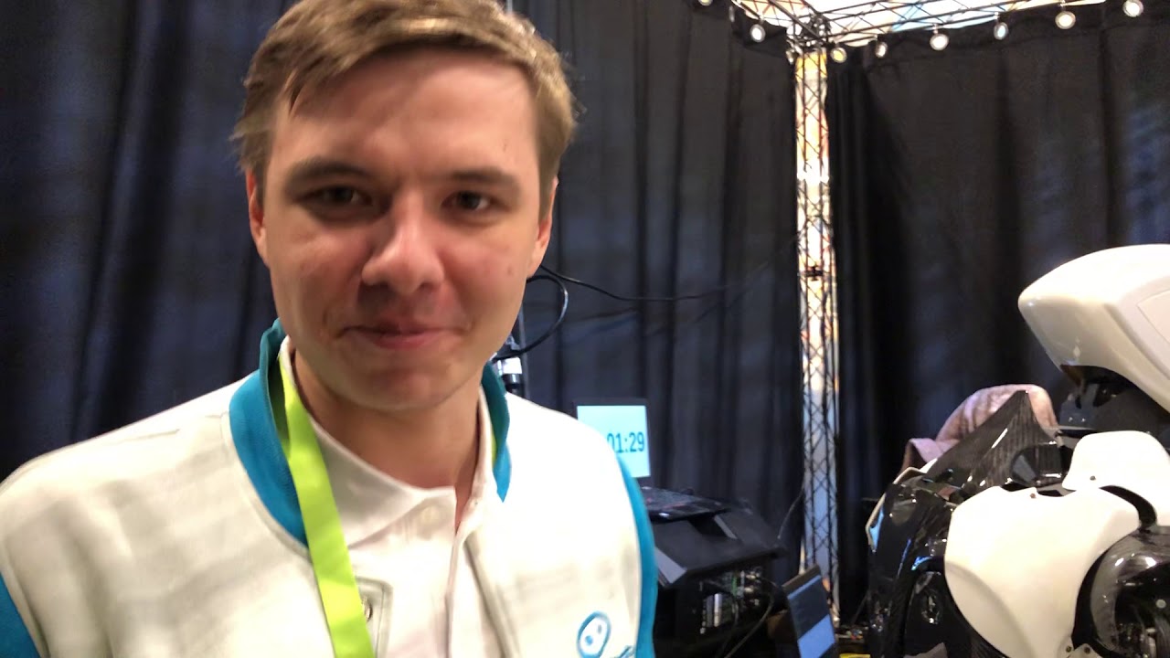 Что осталось от российского робота после аварии с Tesla.