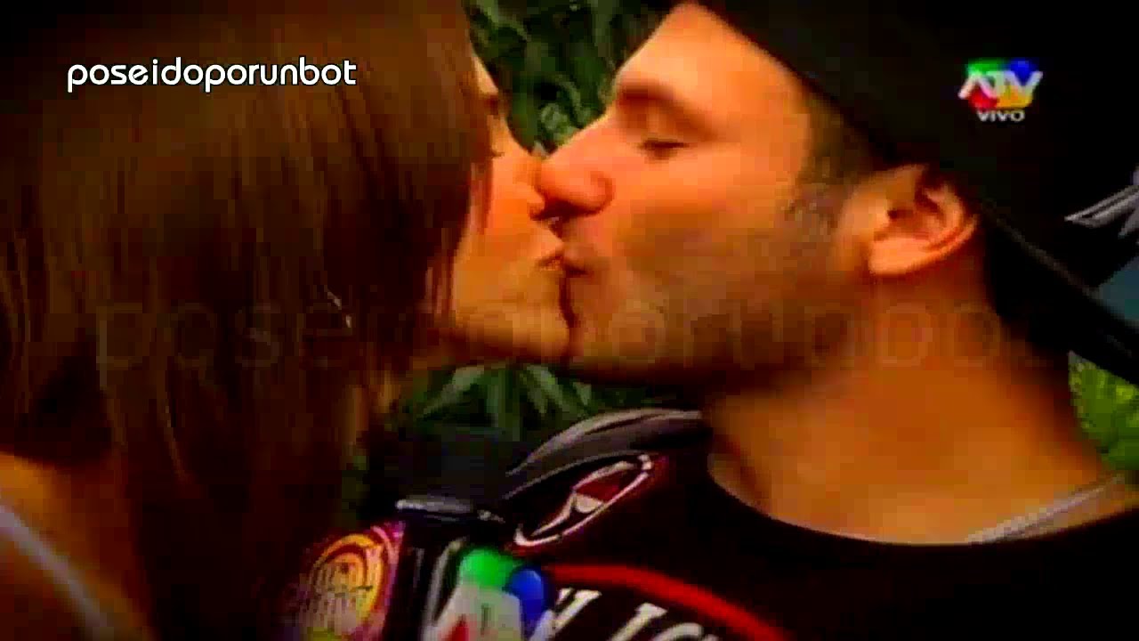 COMBATE: Paloma se Reconcilia con Jenko y se Besan 09/05/13