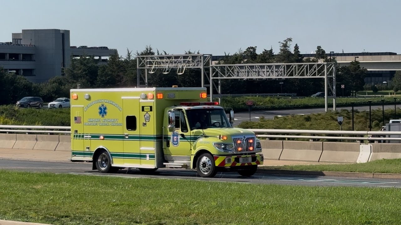 Medic 302 Responding to a Medical - Metropolitan Washington Airports Authority Fire