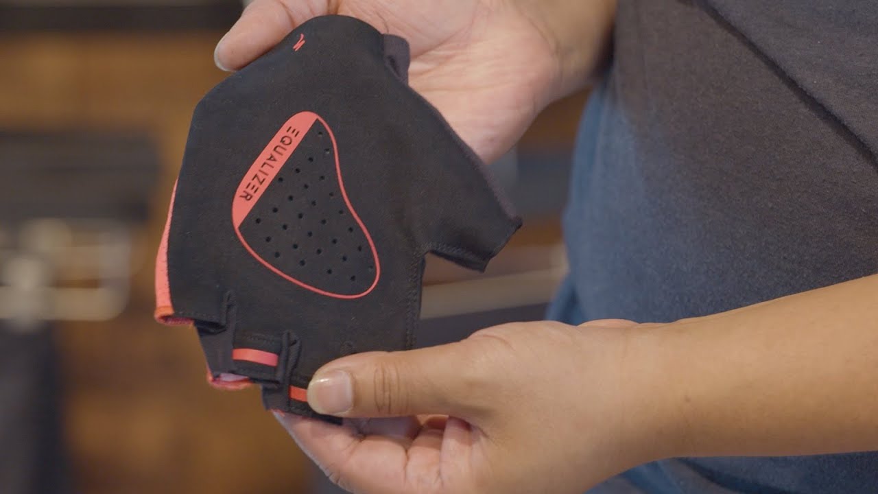 Body Geometry Grips and Gloves