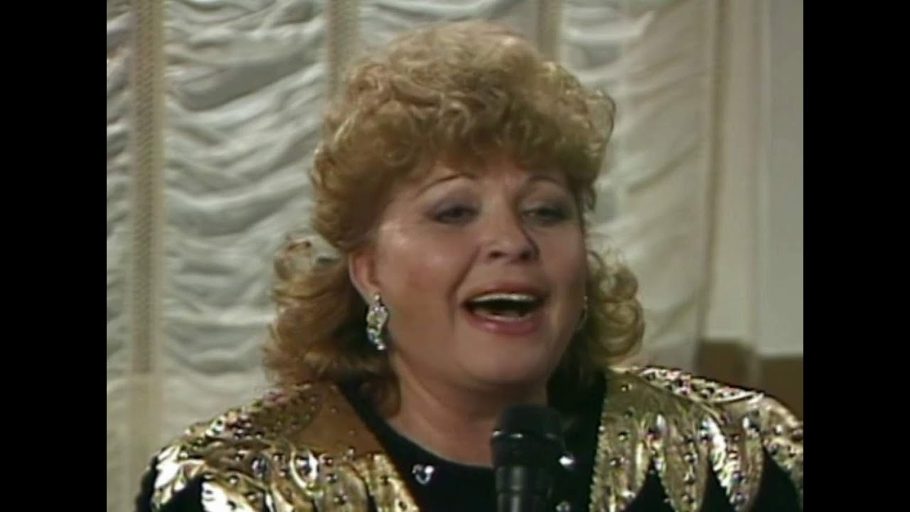 Ρίτα Σακελλαρίου - Μία είναι η ουσία