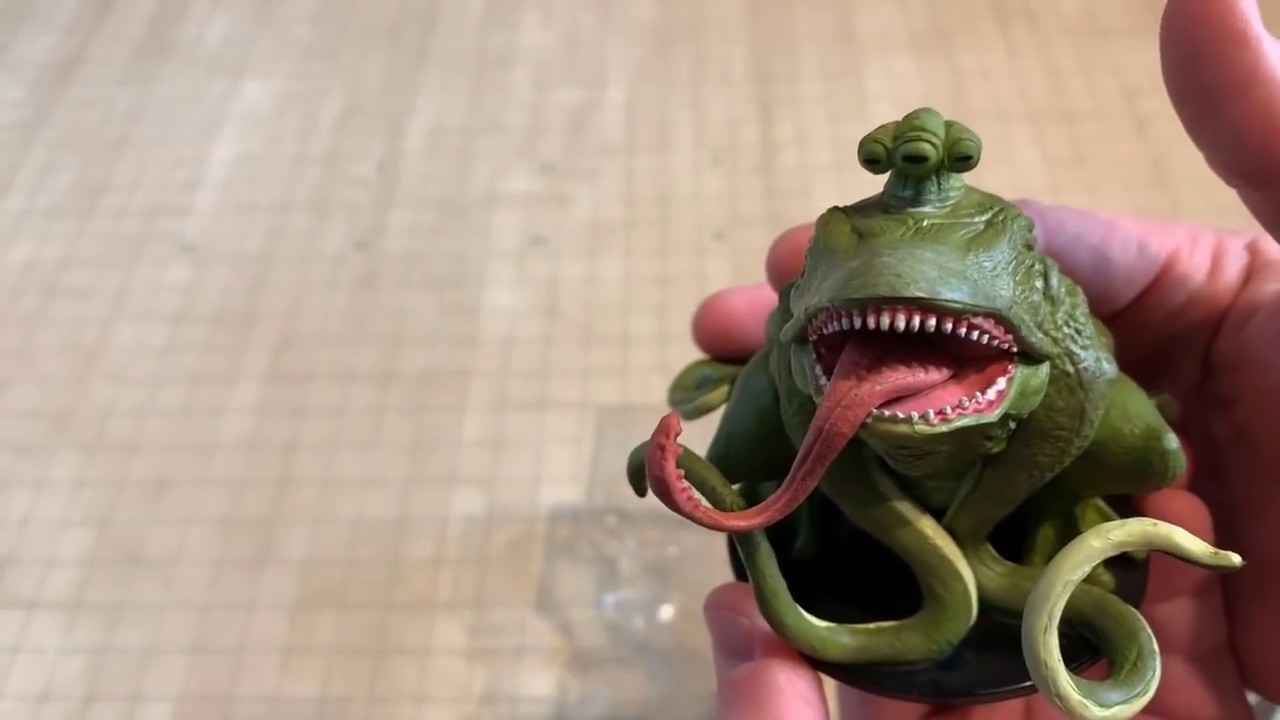 Unboxing the Wizkids Dungeon of the Mad Mage miniatures for D&D