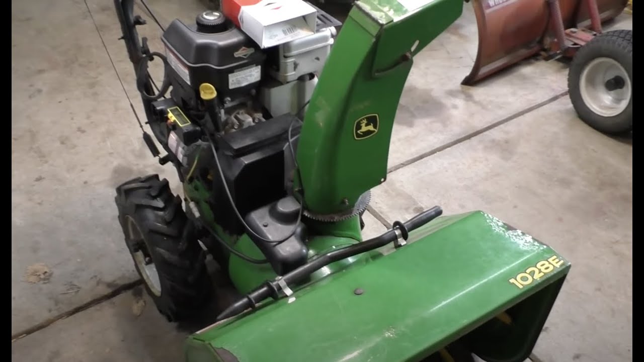 John Deere 1028E, Electric Chute won't work. Let's Fix It.