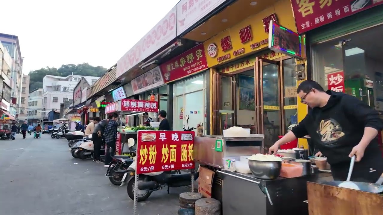 Exploring a Pearl River Delta Urban Village in China - Workers' Living Area | 4K
