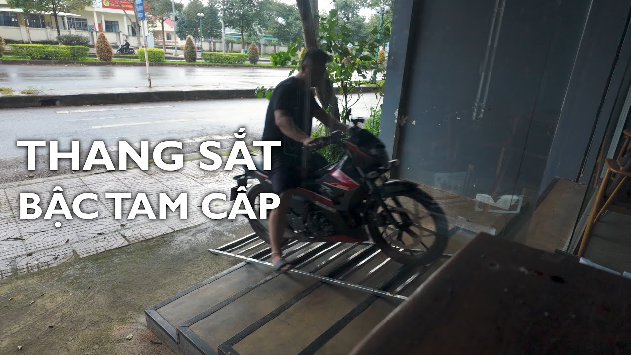 Cuộc sống hàng ngày: Mình đã làm thang dắt xe qua bậc tam cấp dắt xe như thế nào?