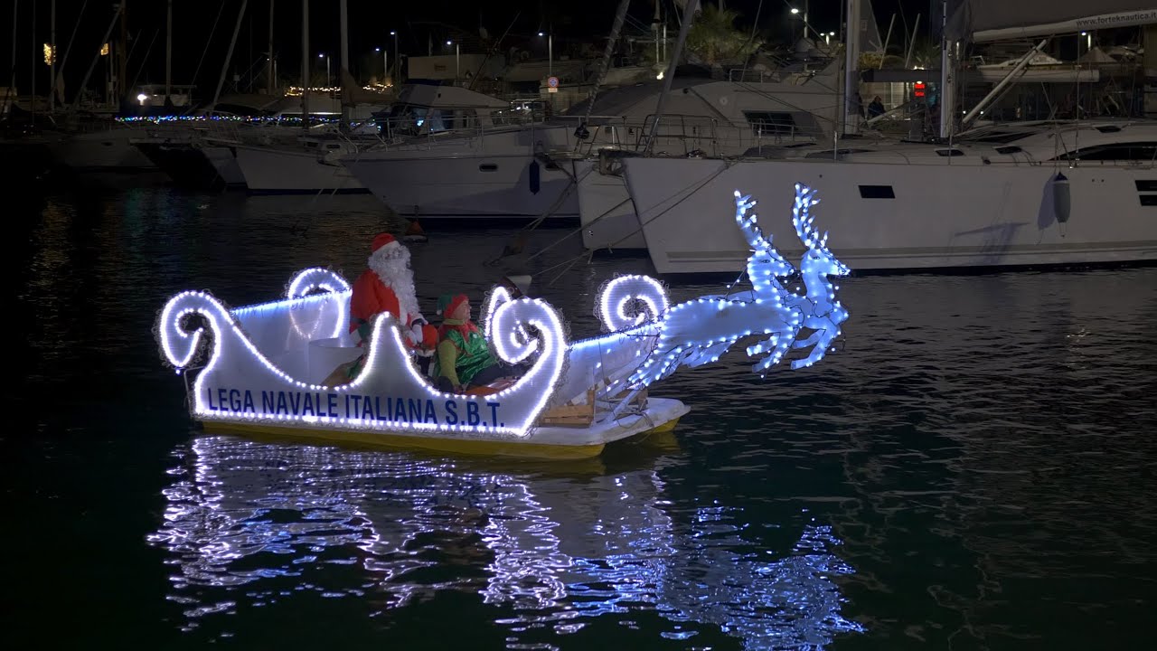 Babbo Natale arriva dal mare