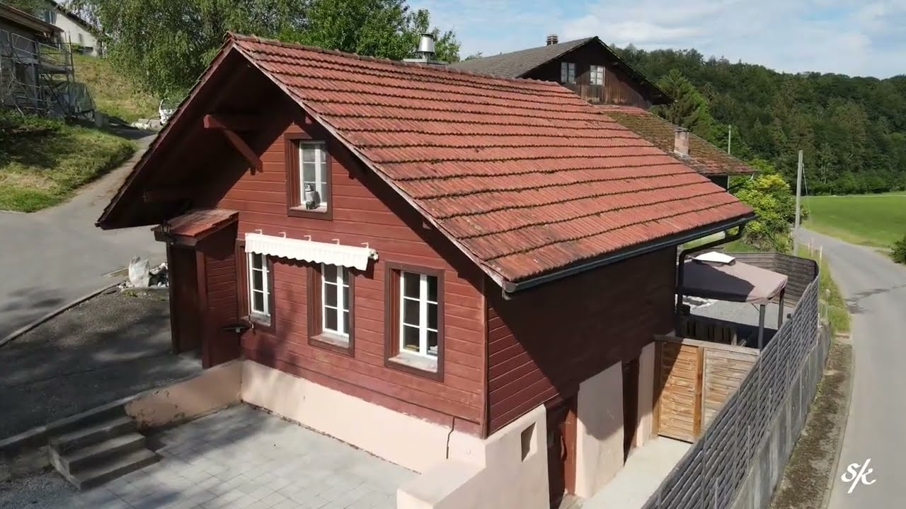 NEU IM VERKAUF: Charmantes 2.5 Zimmer Einfamilienhaus in Tentlingen!