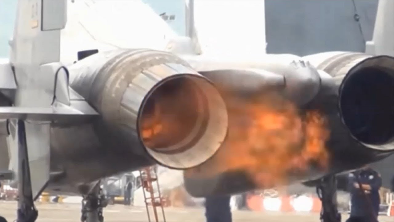 Su-30 Engine Startup! Incredible Engine Sounds