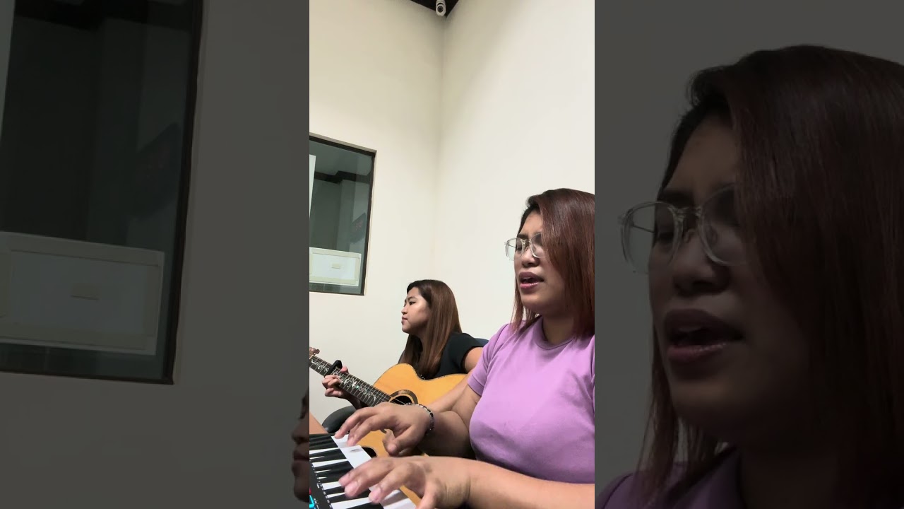 Alabastar Jar - Gateway Worship and Here I am to Worship - Hillsong (Female Acoustic Cover)