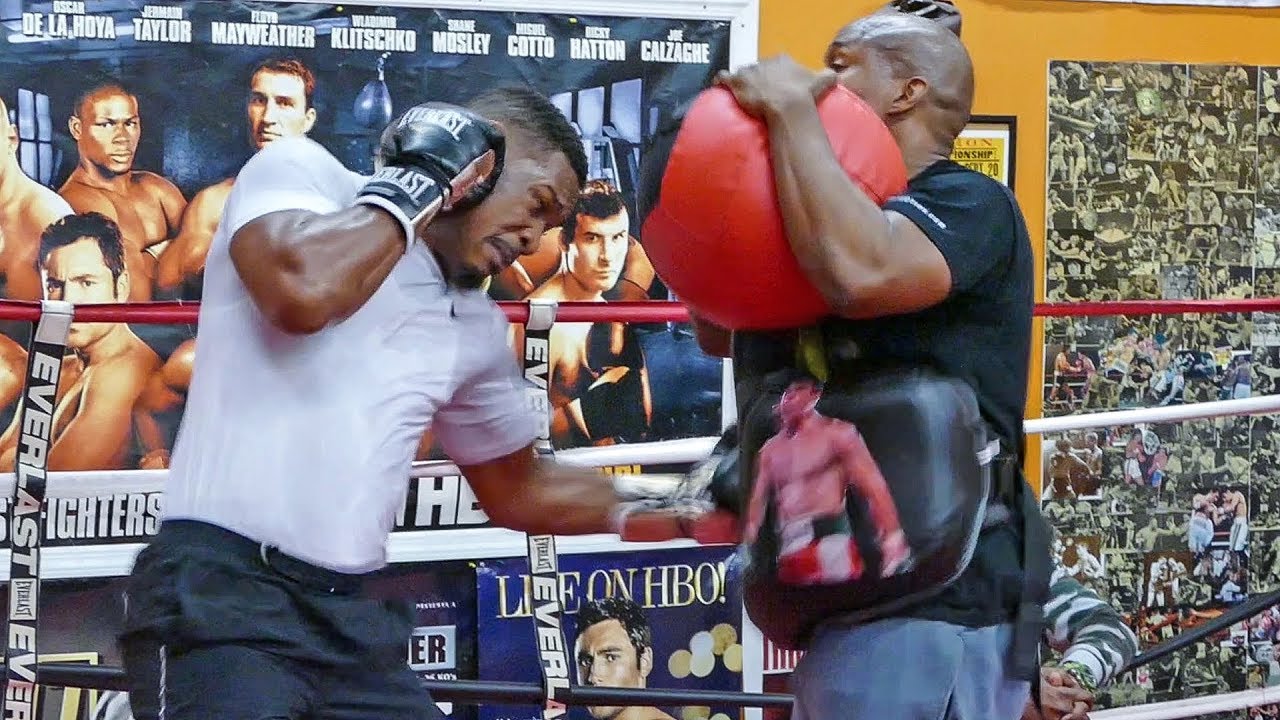 Daniel Jacobs: SWEAT & VIOLENCE on CANELO BODY BAG  !!