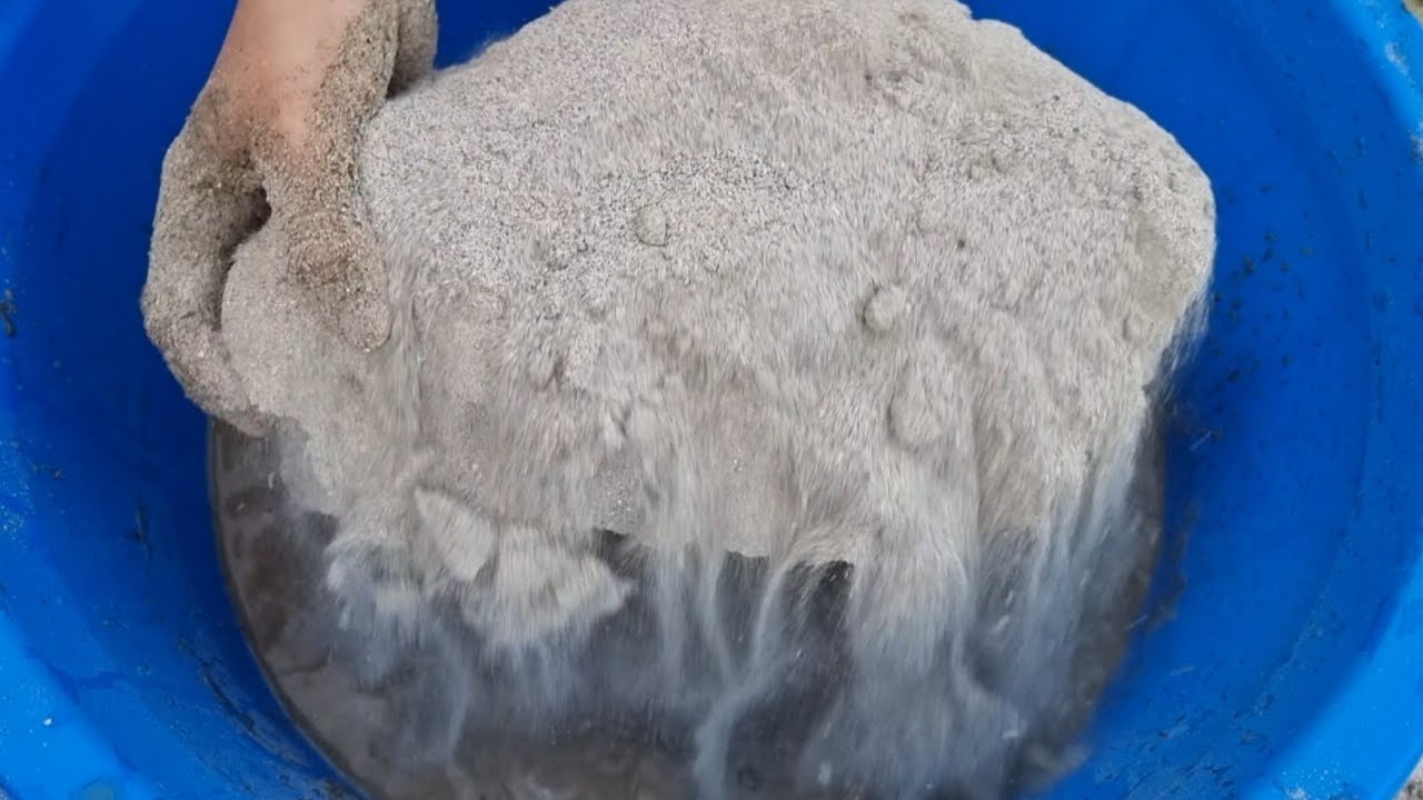 Silky Soft Pure Sand Crumbling in Water 💦 | Sleepaid Satisfying ASMR sounds #satisfying