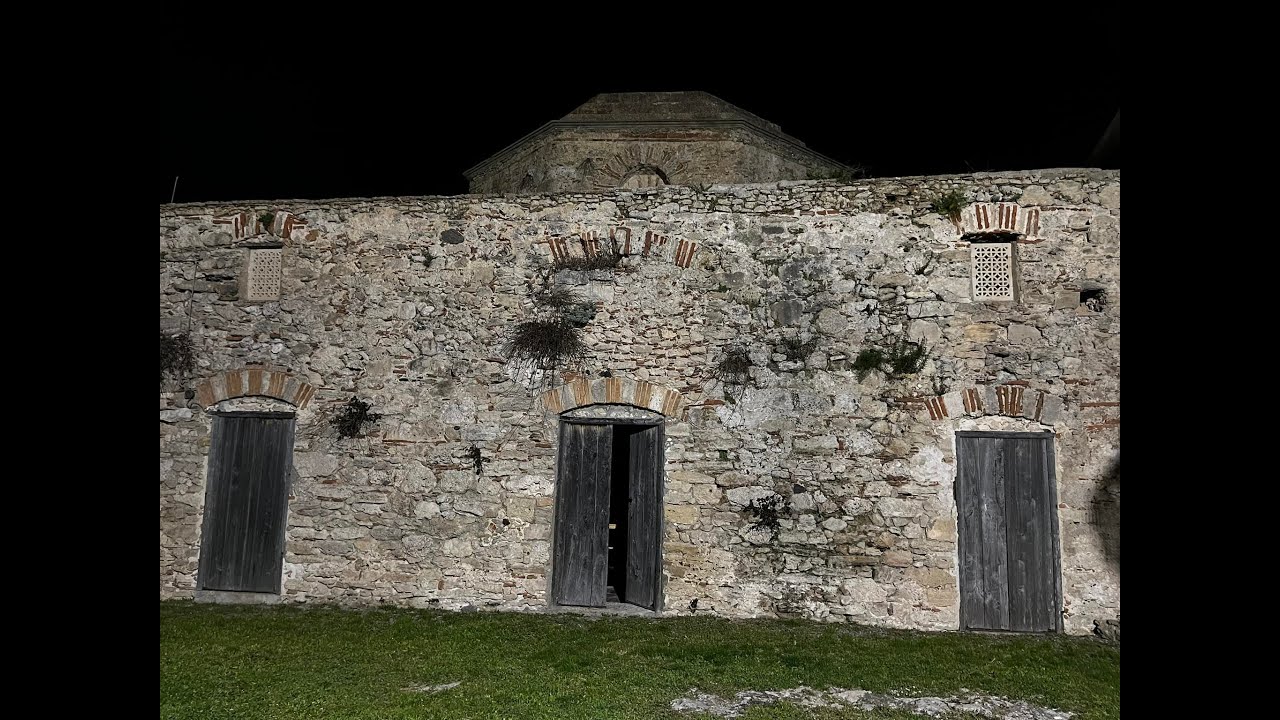 TROVIAMO DELLE OSSA ALL INTERNO DELLA CHIESA?