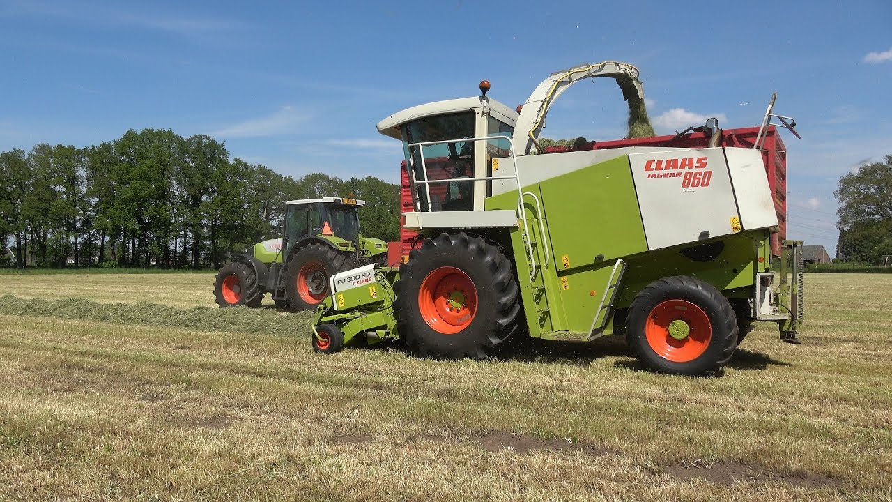 Gras hakselen met Claas Jaguar 860, Ares 836 RZ en NH Fiatagri M135 - Loonbedrijf Mollink (2021)
