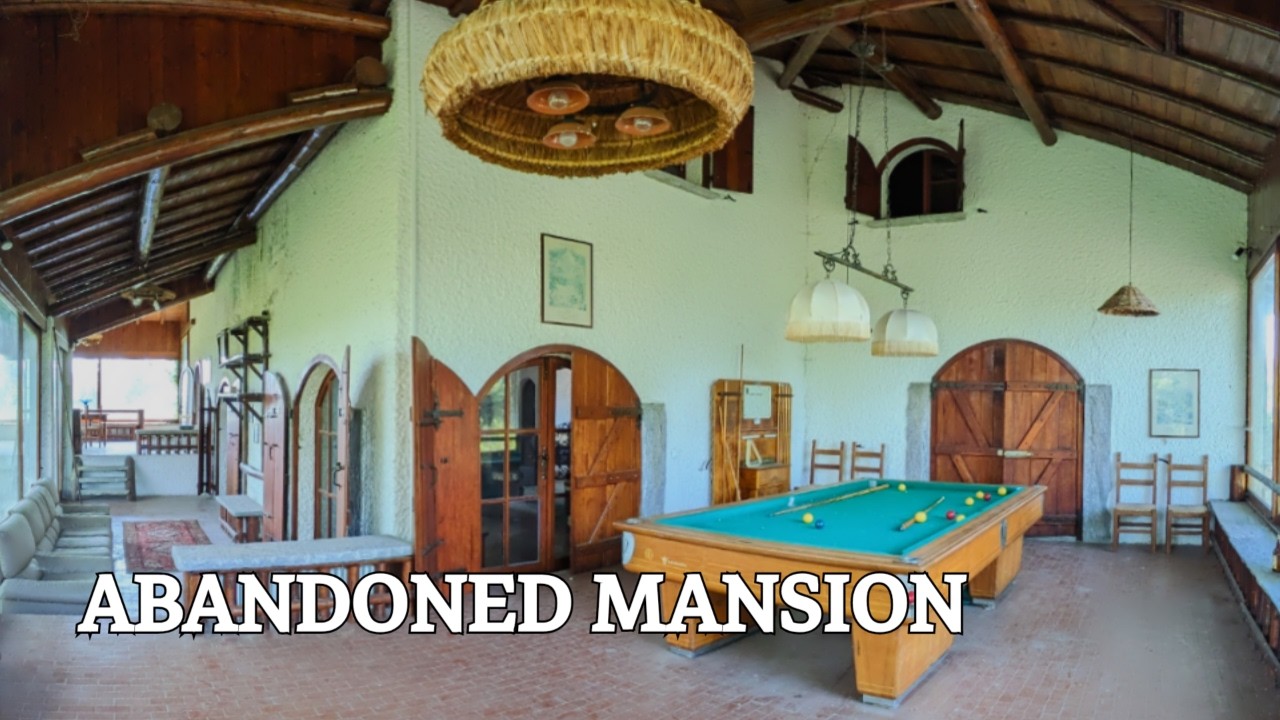 Businessman's $2,000,000 ABANDONED Mansion With EVERYTHING Left Behind!
