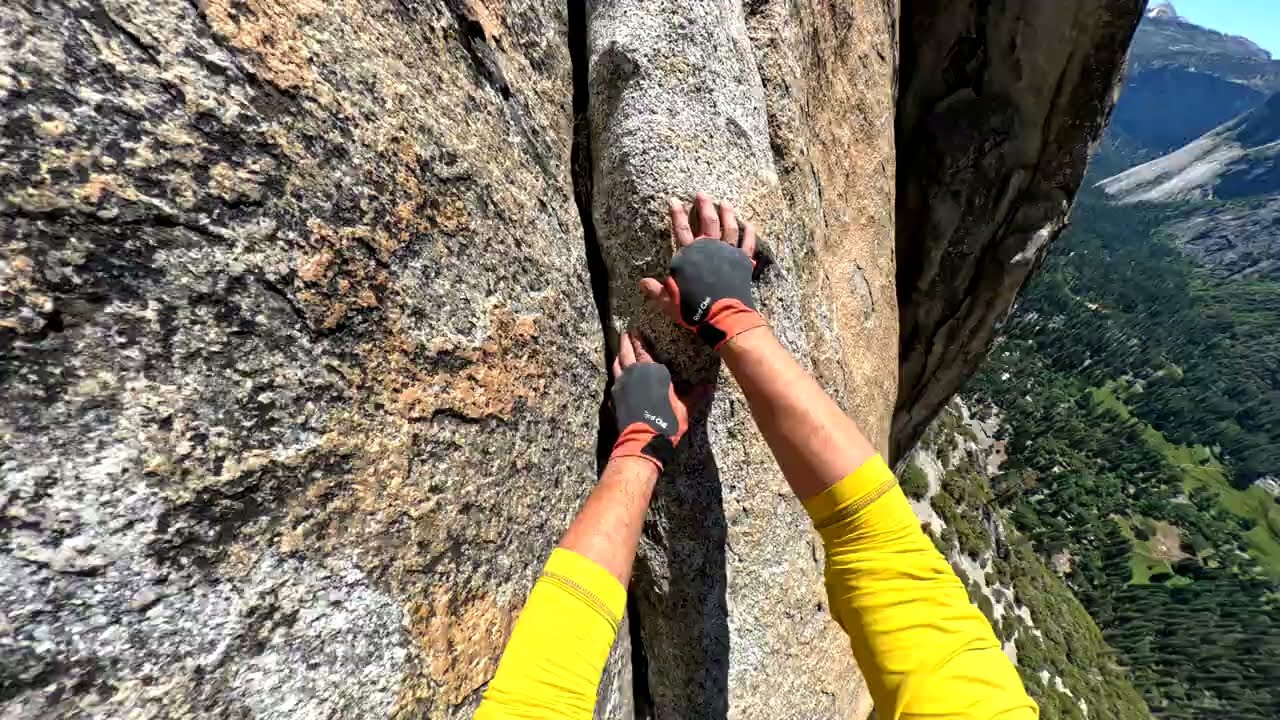 Lost Arrow Spire - Aid Climbing Pitch 4