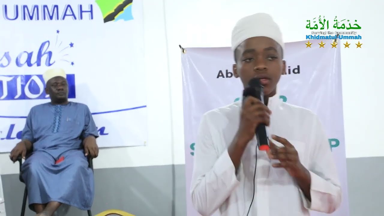 Mwanafunzi wa kimuha aongea Kihindi kizuri kabisa   Kiwalani