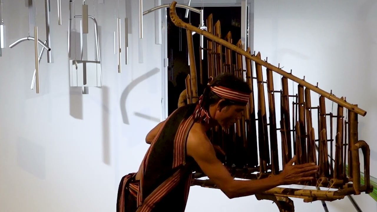 'Cloud Chamber': Performance by R Cham Tih