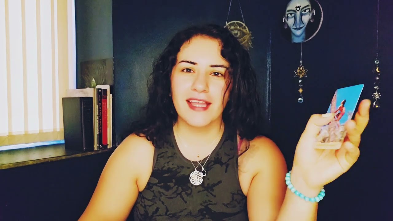 Весы ♎️ Этот начальник хочет дать вам должность, которая, по его мнению, вам подходит. Карьера~