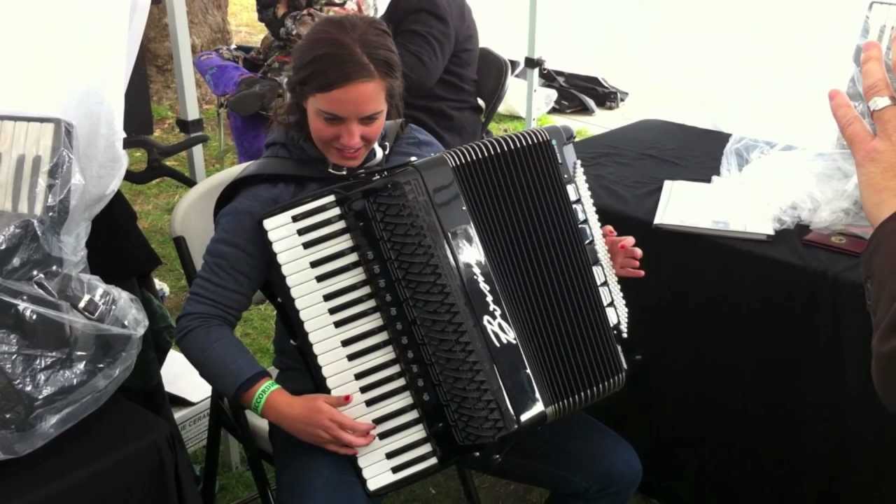 Alicia Baker - Theme from 