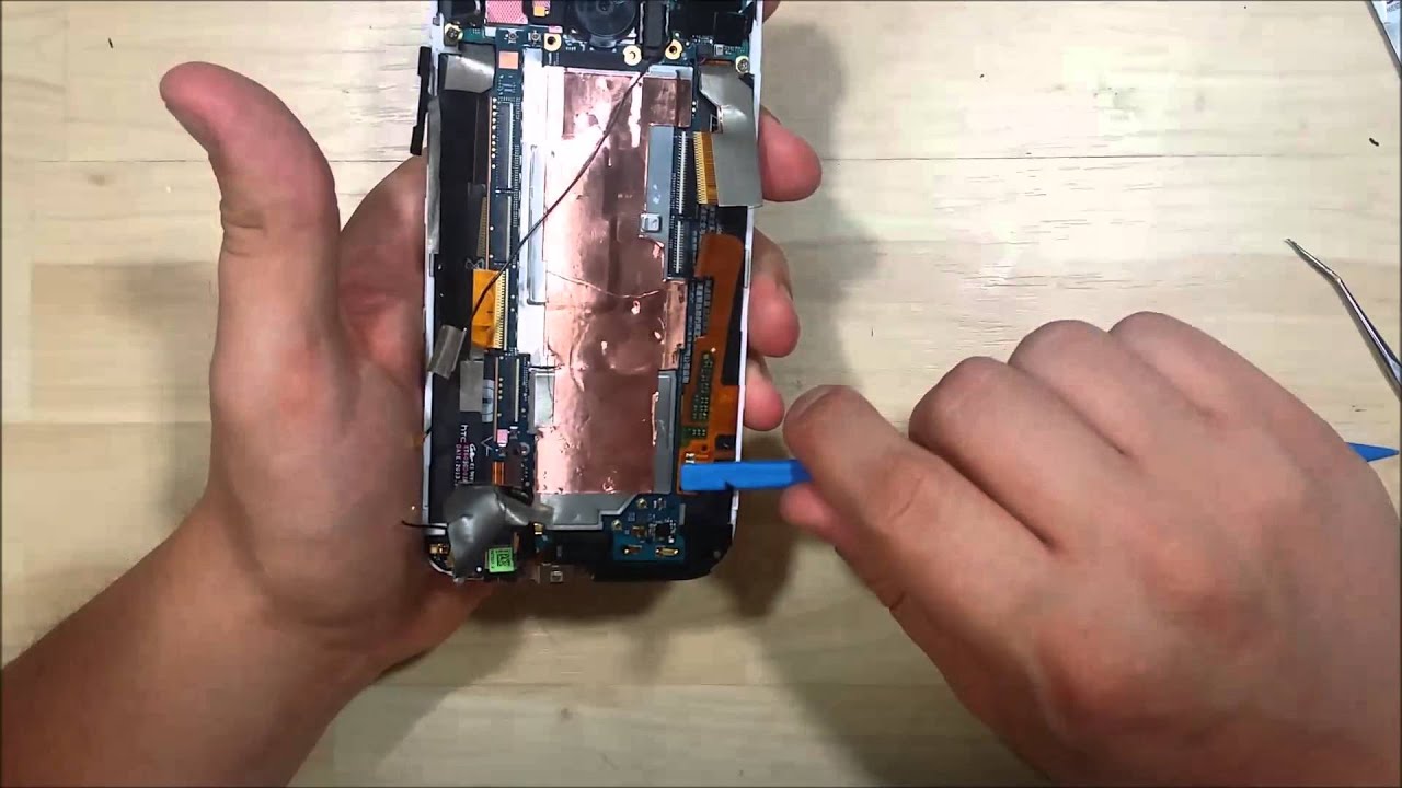 HTC One M8 Disassembly - Screen Replacement Part 1
