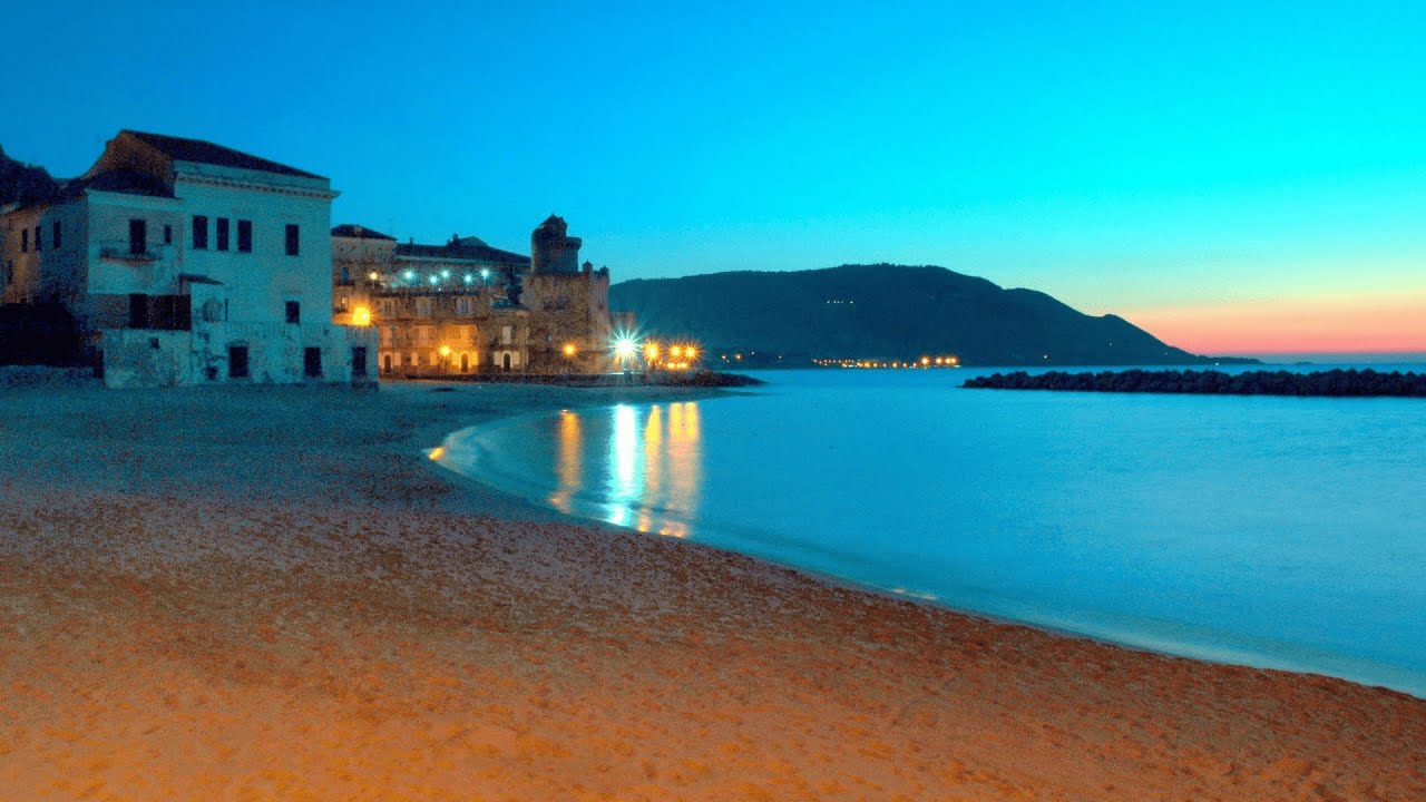 Walking in Santa Maria di Castellabate - SALERNO Benvenuti al Sud