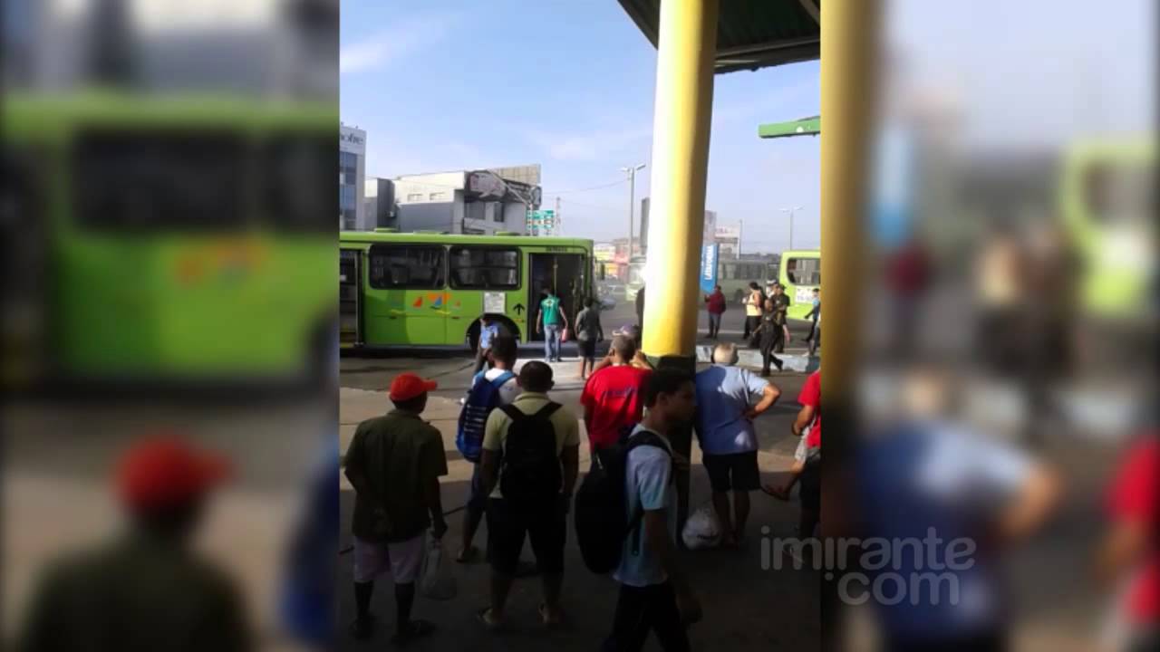 Pane em ônibus assusta passageiros no Terminal da Cohab