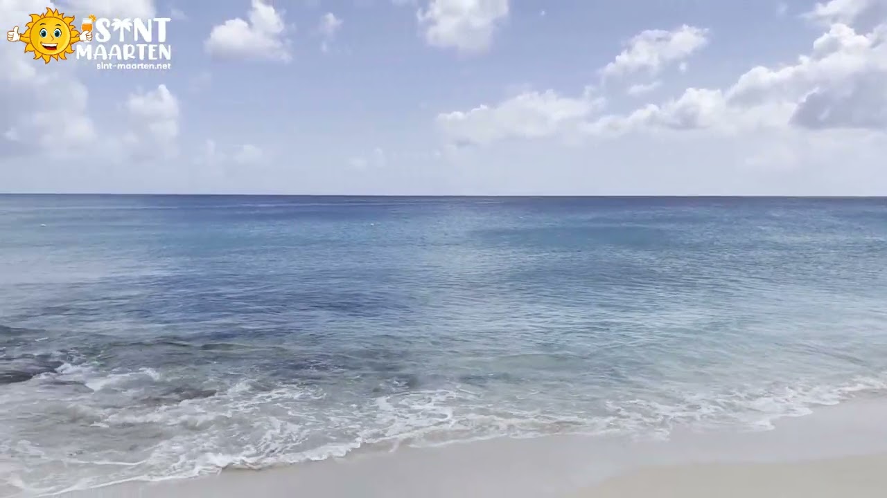 Mullet Bay Beach, St. Maarten Overview