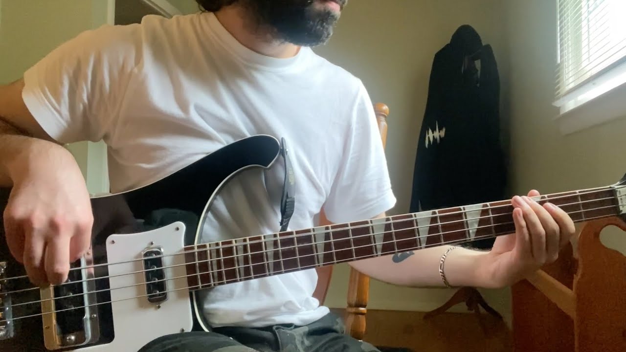 The Greg Kihn Band - Breakup Song (Bass Cover)