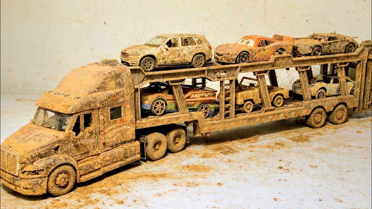 Satisfying Car Carrier Truck Wash | Cleaning Muddy Diecast Cars 