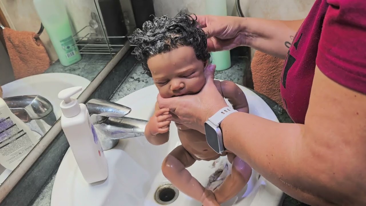Bañamos a nuestros 3 bebes reborn