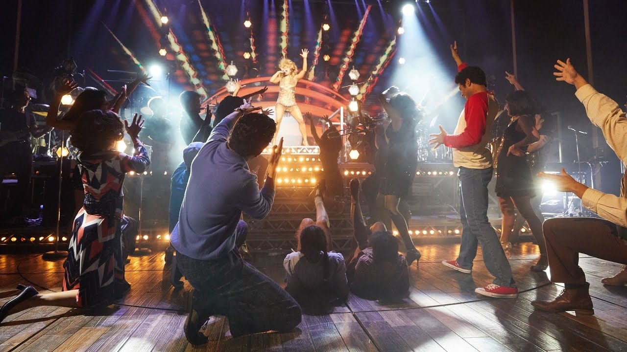 &bdquo;Simply the Best&ldquo; - Promiauflauf bei der Musicalpremiere