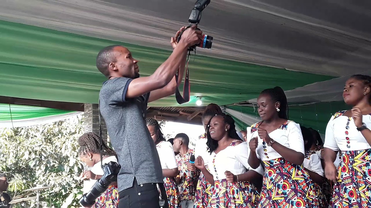 Dodoma Moravian Town Choir - BABA NASEMA ASANTE