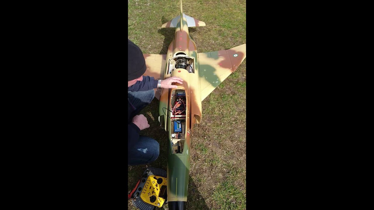 Turbinenstart einer Frank FT 140 in einer Krumpp F-4-Phantom
