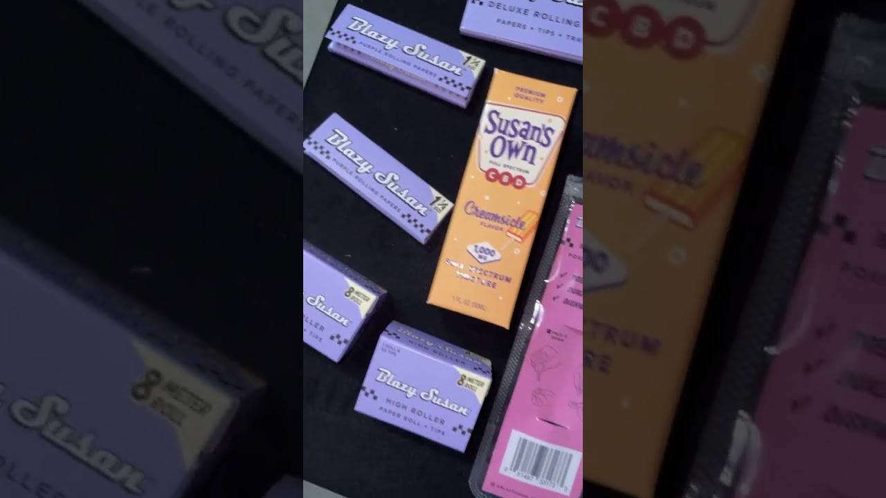 BLAZY SUSAN CARE PACKAGE 📦 UNBOXING #shorts #420 #review #viral #zaza #indica #sativa #gas #papers
