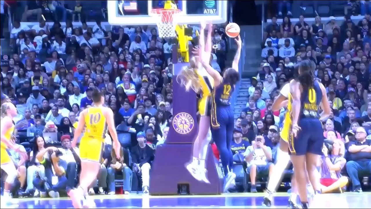 Cameron Brink gets called for a foul on a clean monster block (full version)