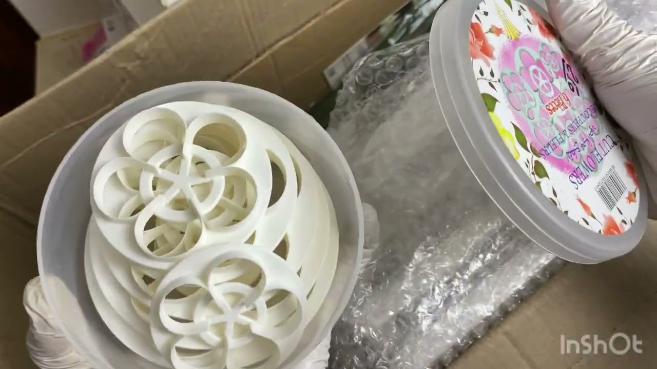 Vlog مشترياتي لمستلزمات صناعة الورود /#vlog /#gumpaste /#اكسبلور /#عجينة_السكر 