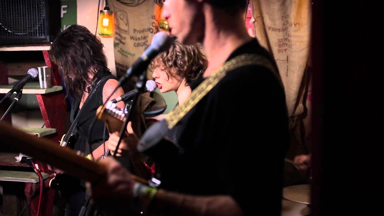 Those Darlins - Oh God (Live @Pickathon 2014)